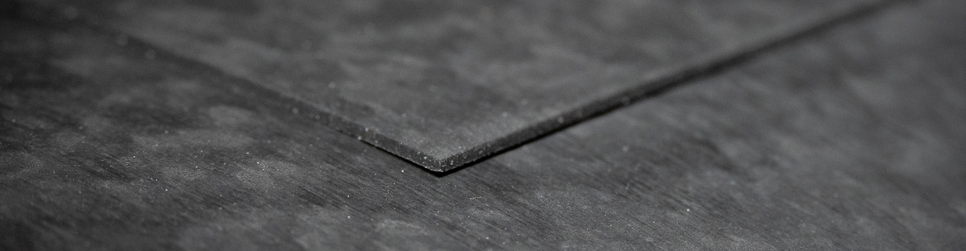 graue Schwerfolie mit matter Oberfläche